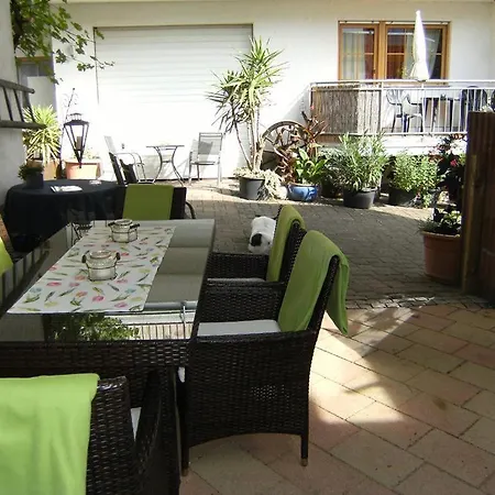 Bio-ferienweingut Leyendecker Apartment Kattenes